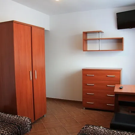Nina Economisch hotel *